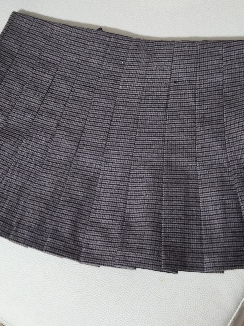 Brandy Melville Gray Pleated Plaid Mini Skirt